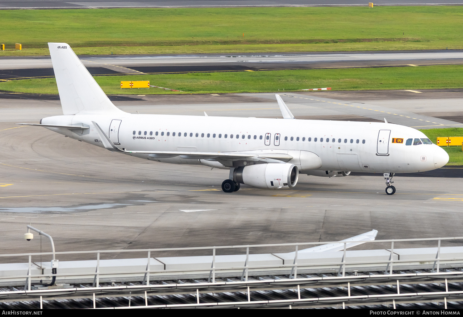 Aircraft Photo of 4R-ABS | Airbus A320-232 | SriLankan Airlines | AirHistory.net #839259