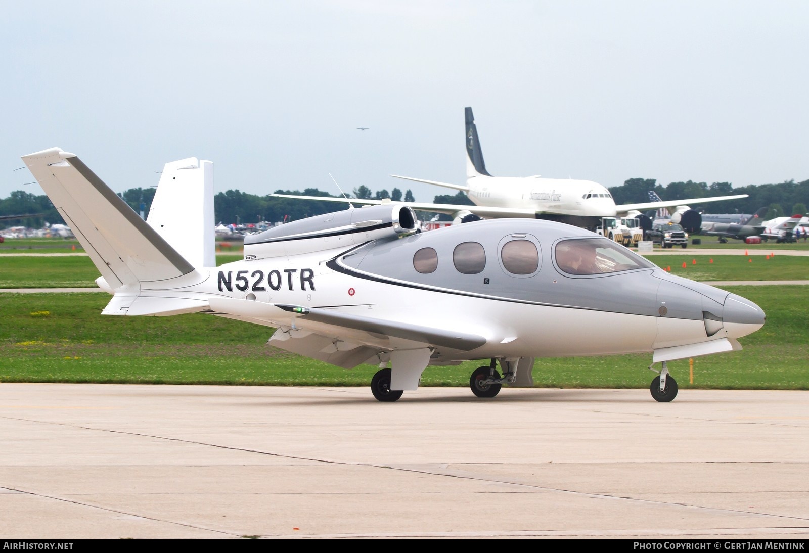 Aircraft Photo of N520TR | Cirrus SF-50 Vision G2+ | AirHistory.net #839285