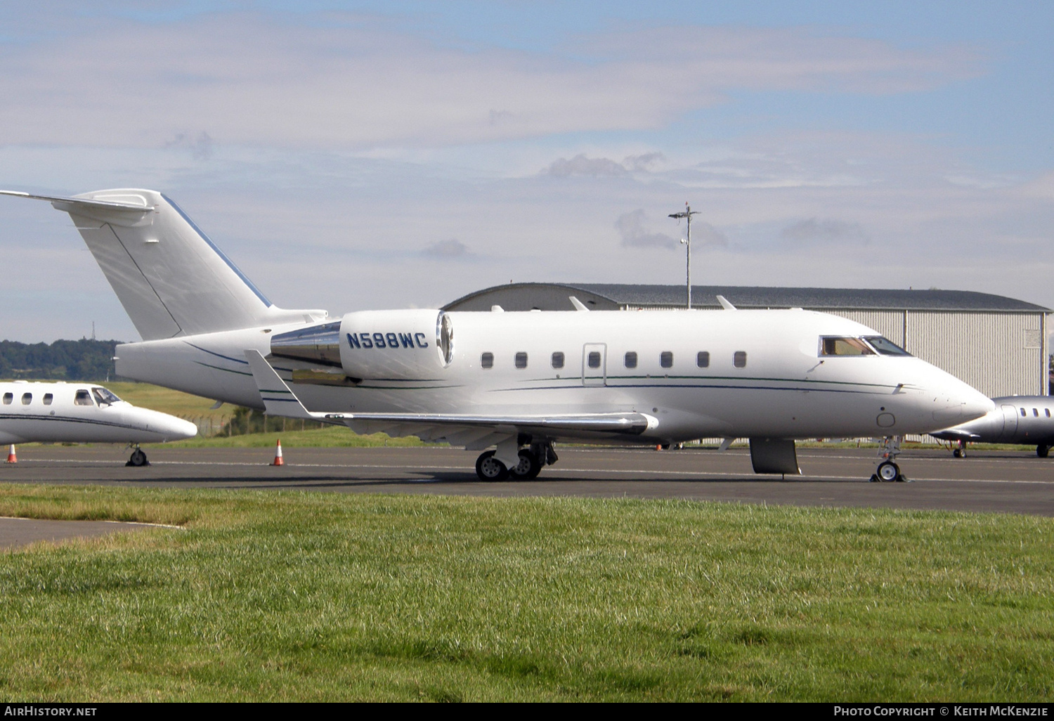 Aircraft Photo of N598WC | Bombardier Challenger 604 (CL-600-2B16) | AirHistory.net #839304