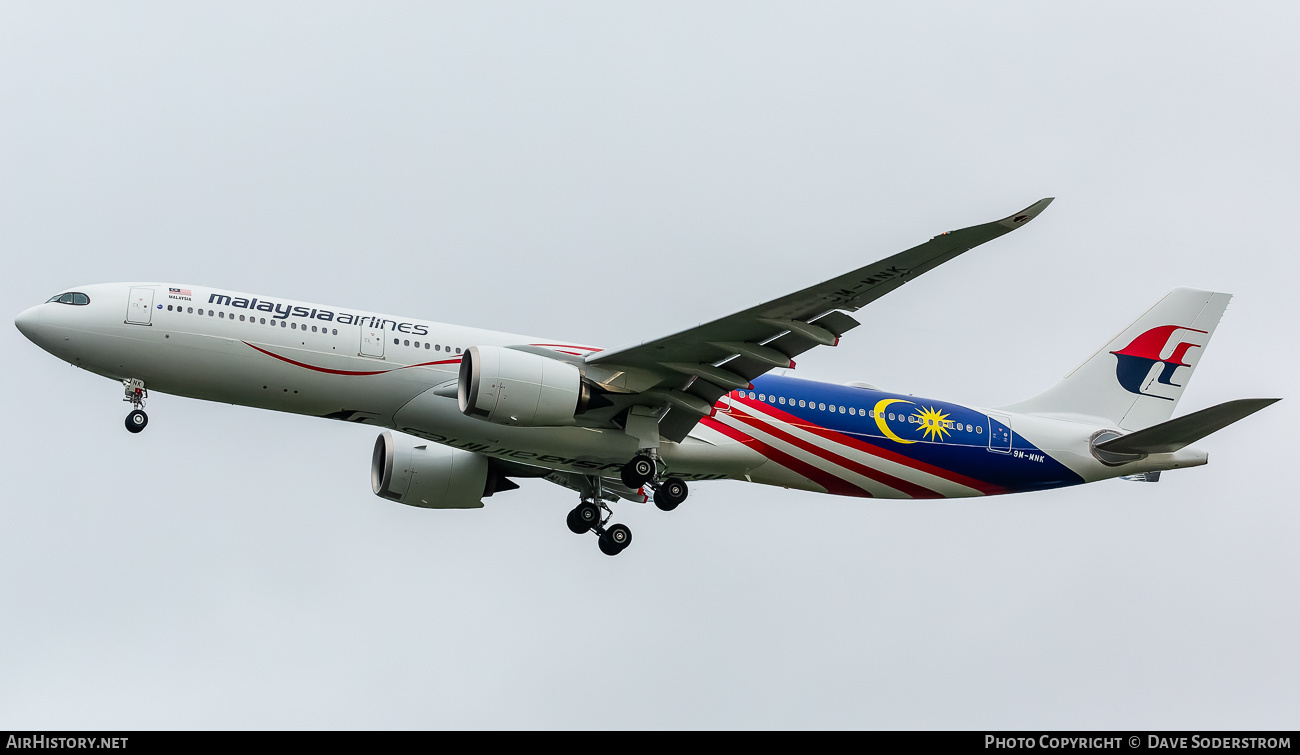 Aircraft Photo of 9M-MNK | Airbus A330-941 | Malaysia Airlines | AirHistory.net #839408