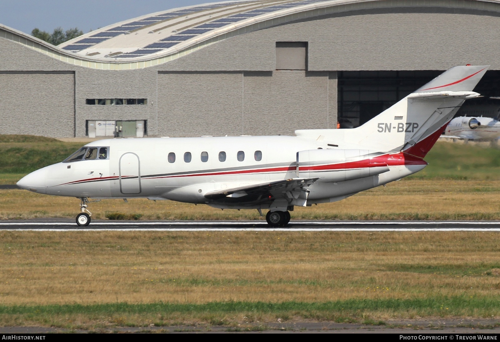 Aircraft Photo of 5N-BZP | Raytheon Hawker 800XP | AirHistory.net #839450