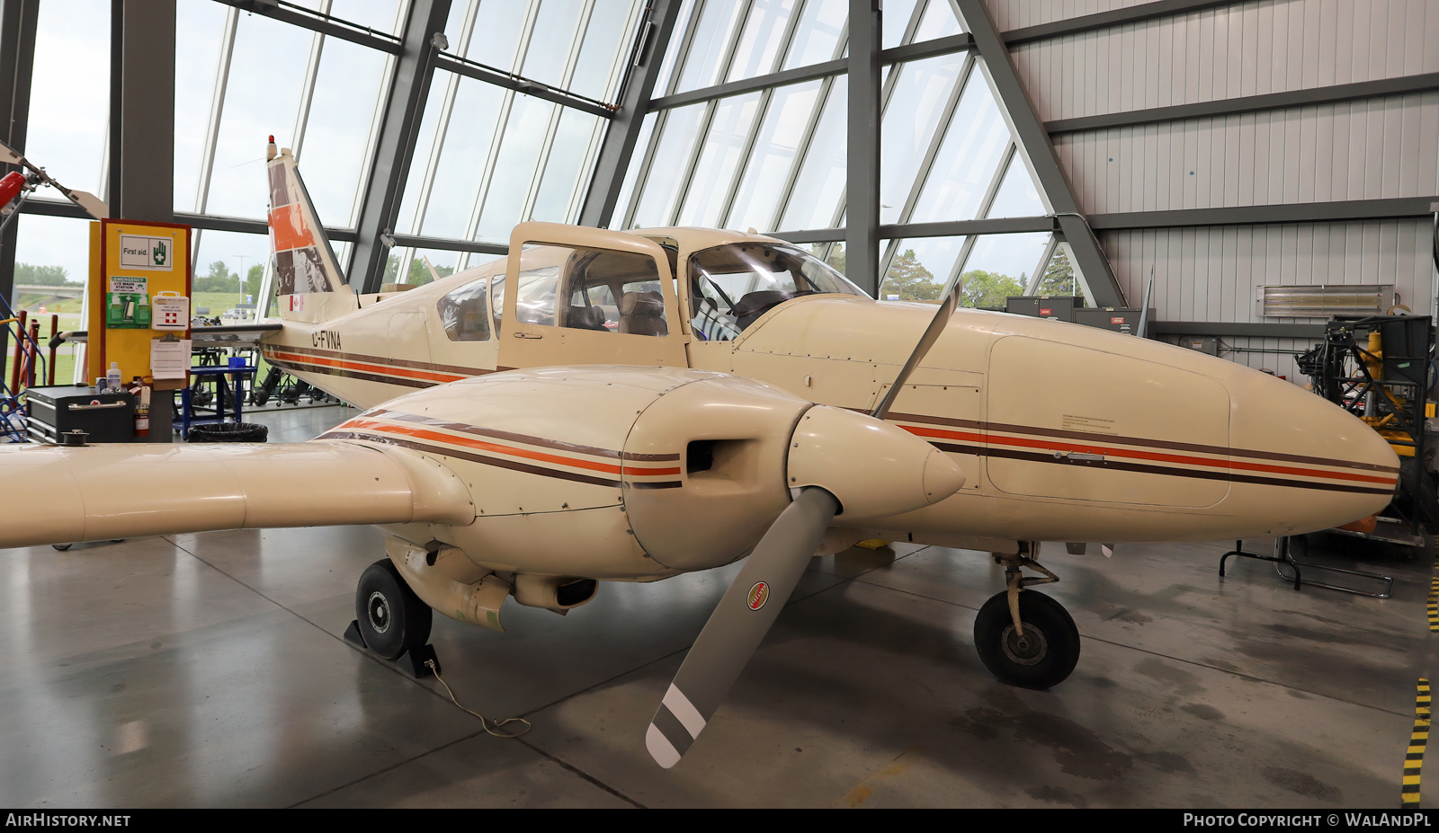 Aircraft Photo of C-FVNA | Piper PA-23-250 Aztec C | AirHistory.net #839615