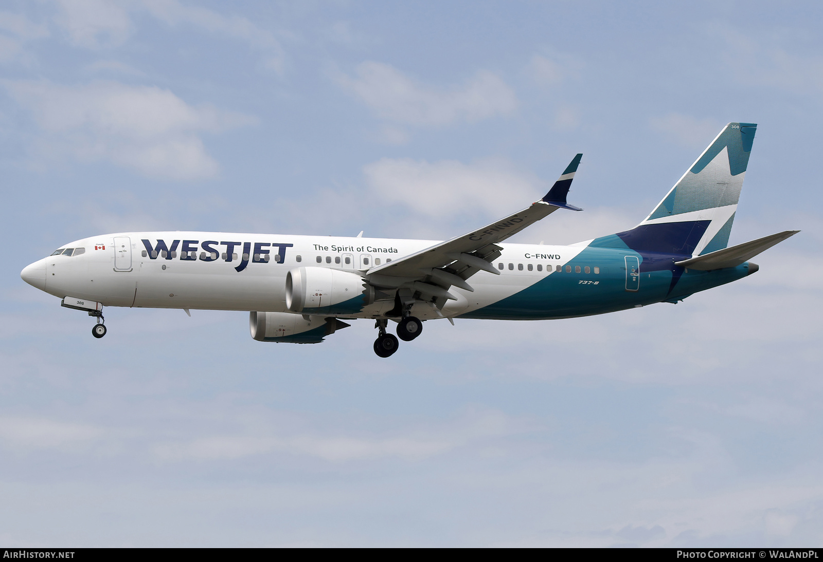 Aircraft Photo of C-FNWD | Boeing 737-8 Max 8 | WestJet | AirHistory.net #839684