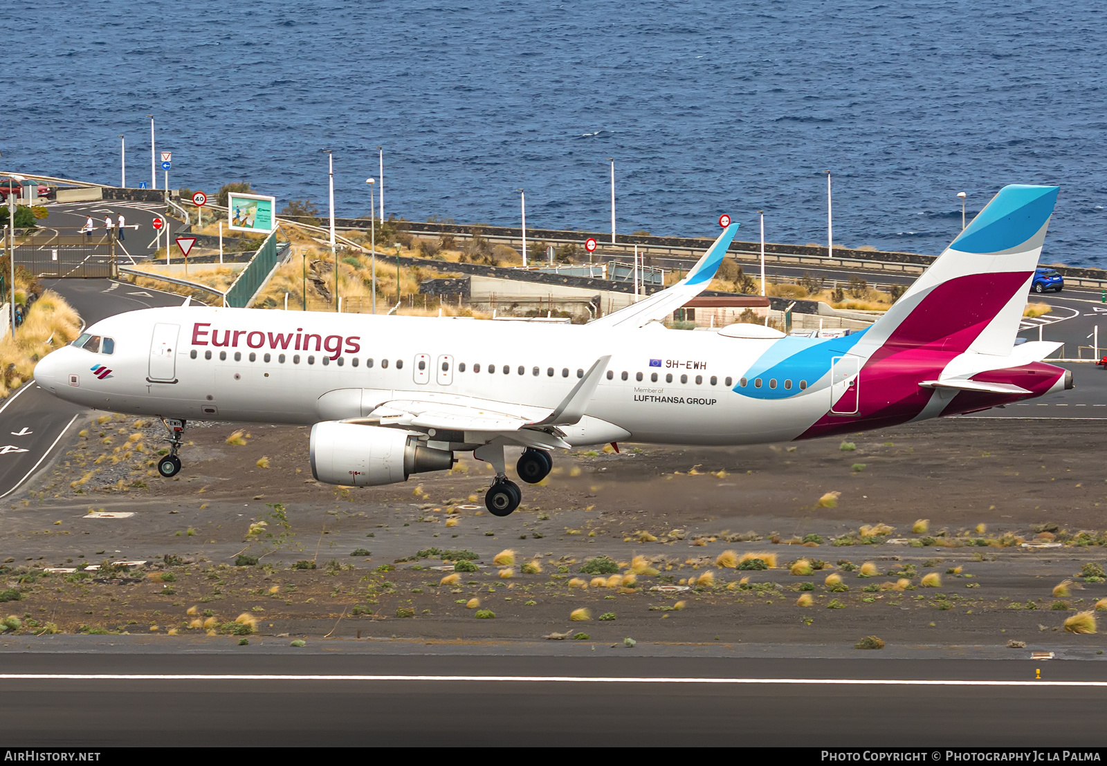 Aircraft Photo of 9H-EWH | Airbus A320-214 | Eurowings | AirHistory.net #839696