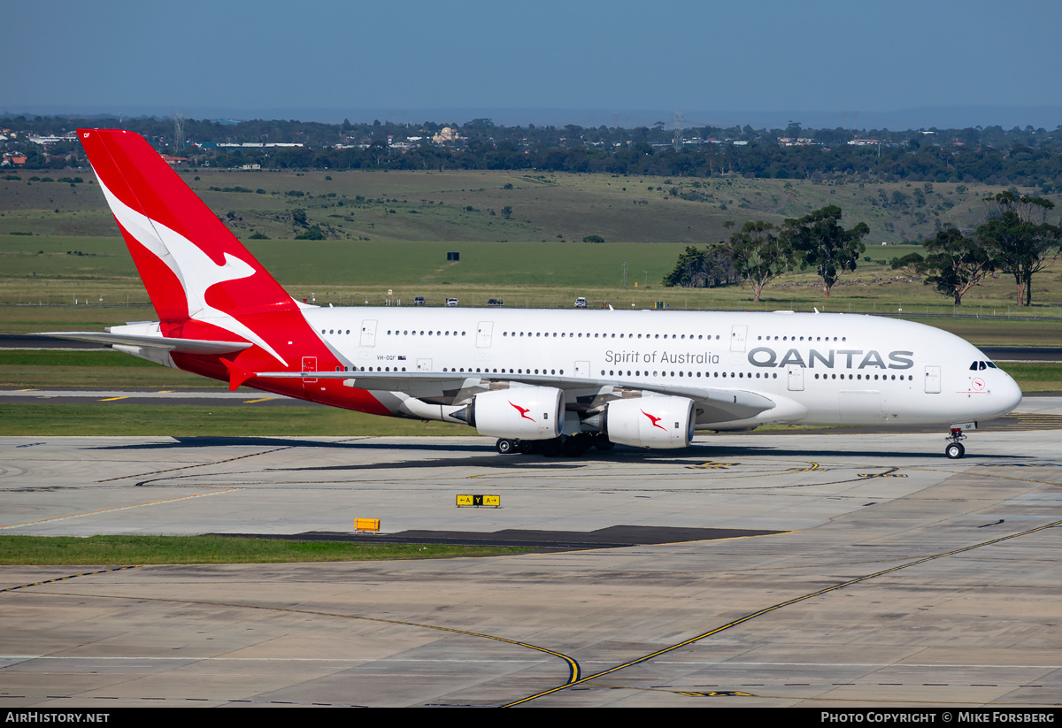 Aircraft Photo of VH-OQF | Airbus A380-842 | Qantas | AirHistory.net #839724