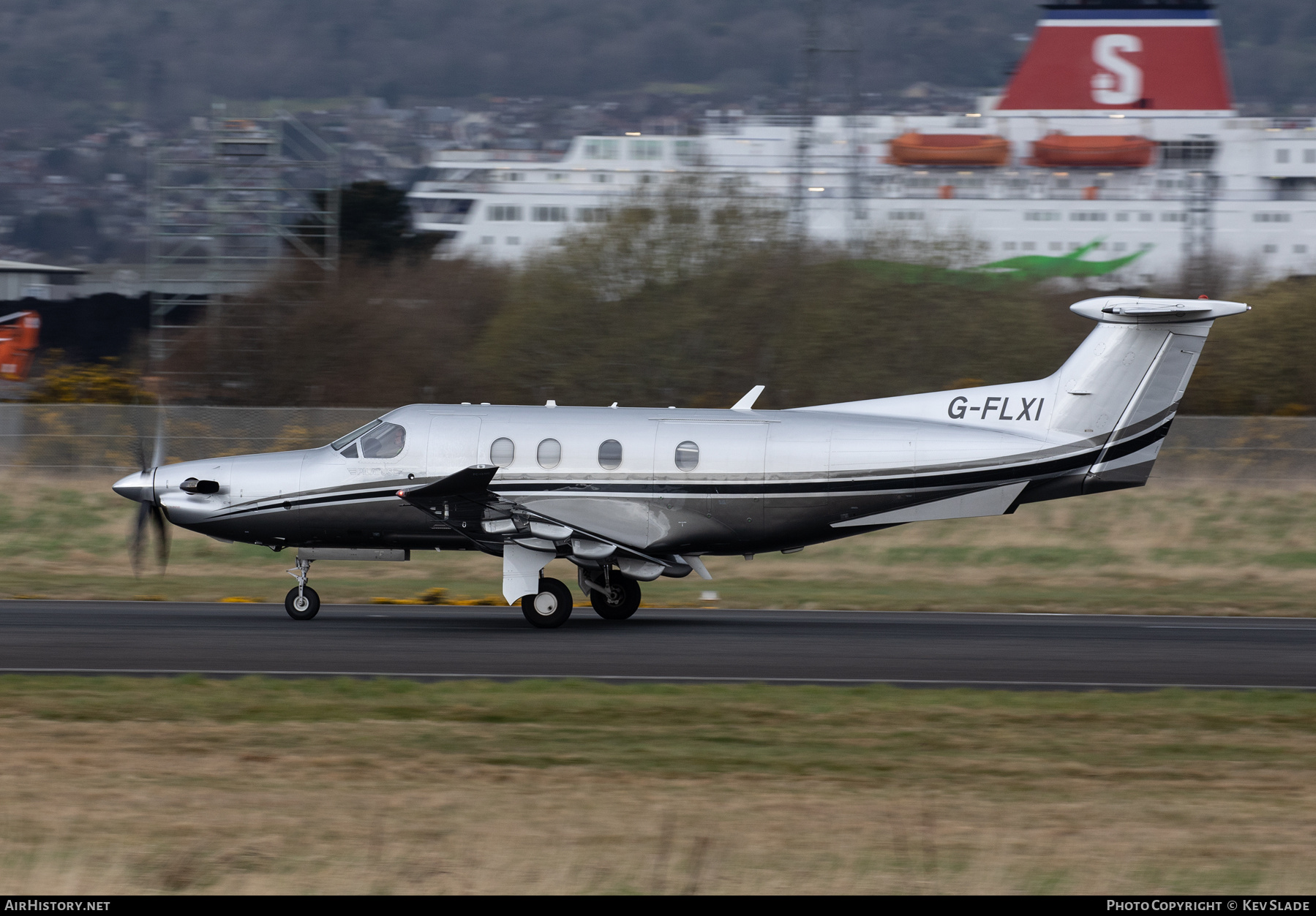 Aircraft Photo of G-FLXI | Pilatus PC-12NG (PC-12/47E) | AirHistory.net #839751