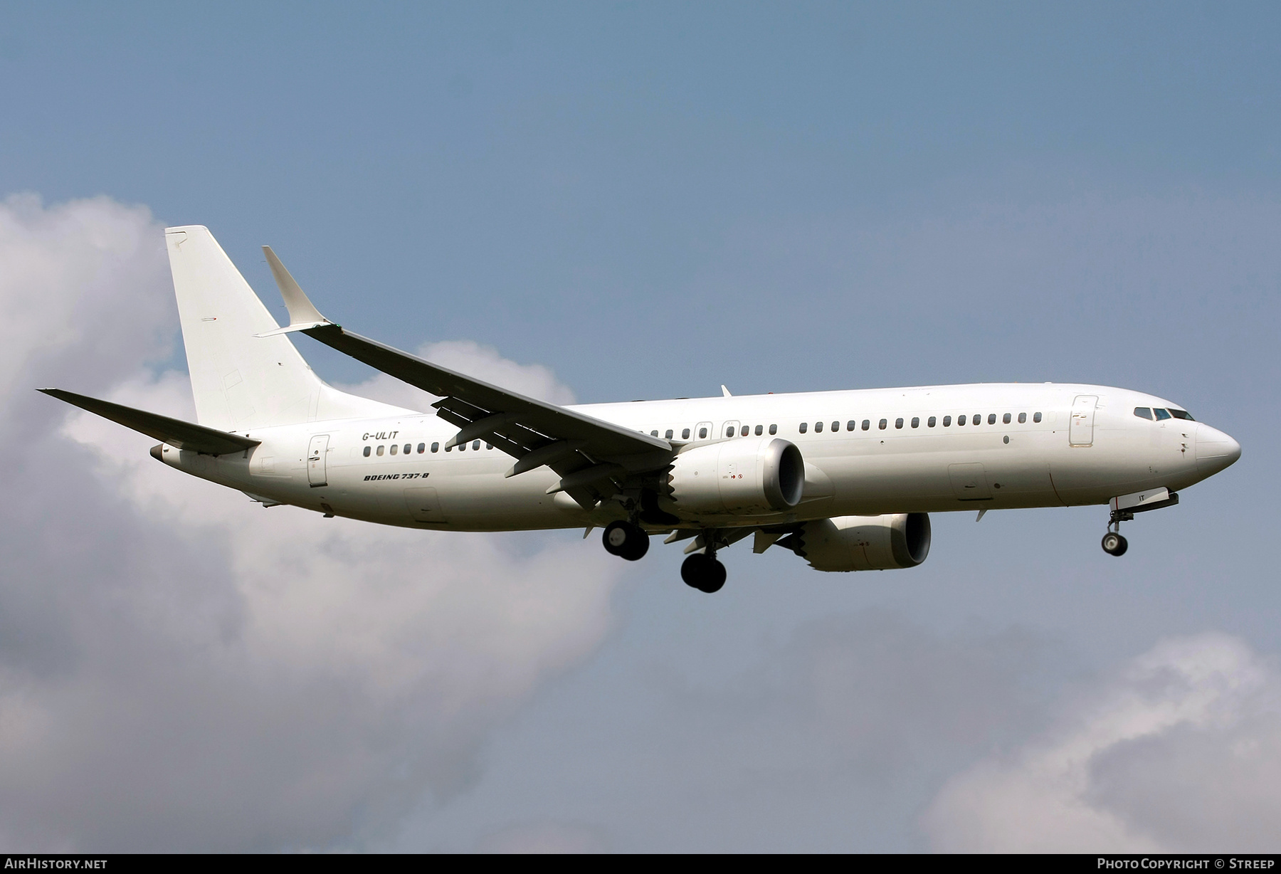 Aircraft Photo of G-ULIT | Boeing 737-8 Max 8 | AirHistory.net #839787