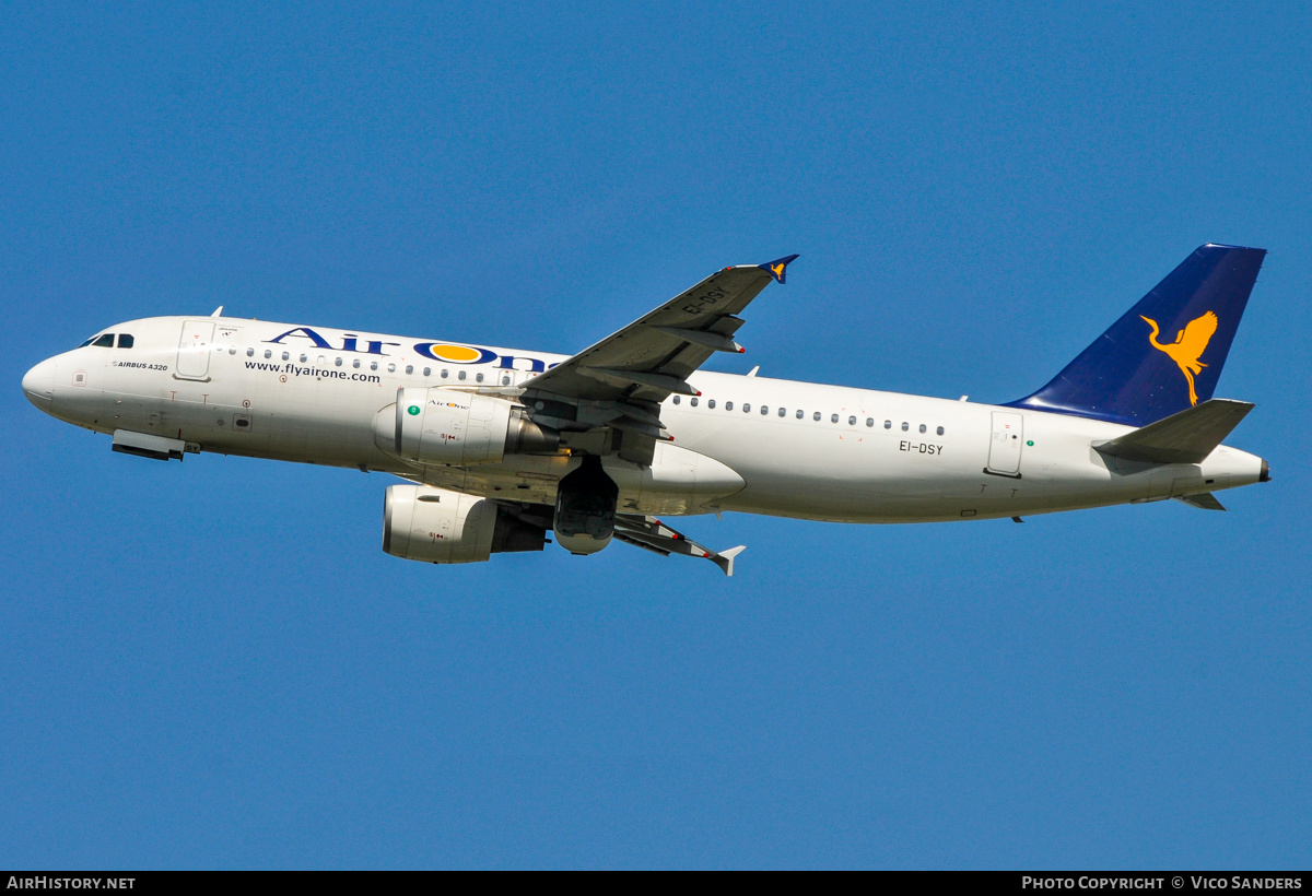 Aircraft Photo of EI-DSY | Airbus A320-216 | Air One | AirHistory.net #839937