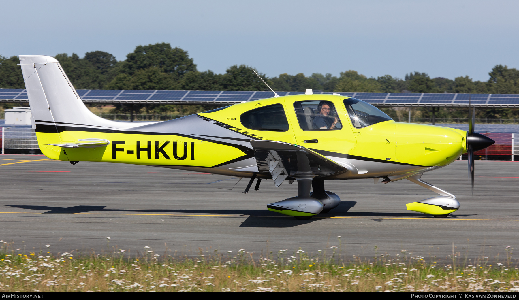 Aircraft Photo of F-HKUI | Cirrus SR-22T G7-GTS | AirHistory.net #840044