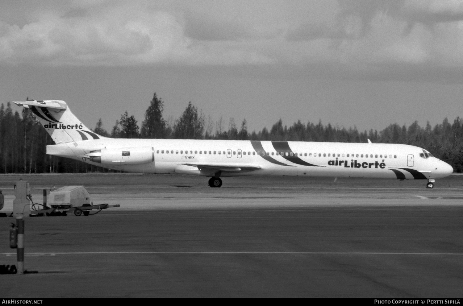 Aircraft Photo of F-GHEK | McDonnell Douglas MD-83 (DC-9-83) | Air Liberté | AirHistory.net #840045