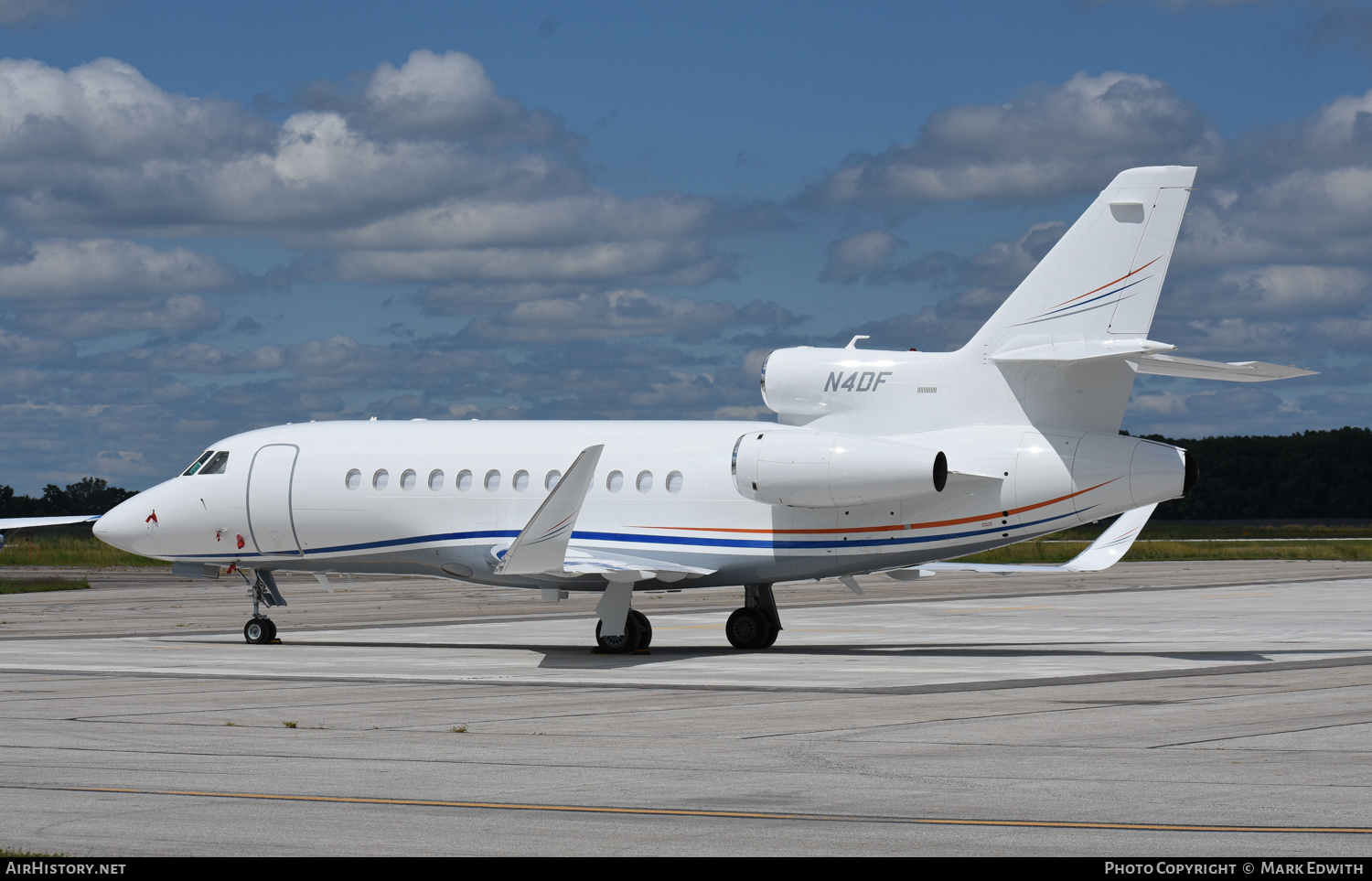 Aircraft Photo of N4DF | Dassault Falcon 900LX | AirHistory.net #840223