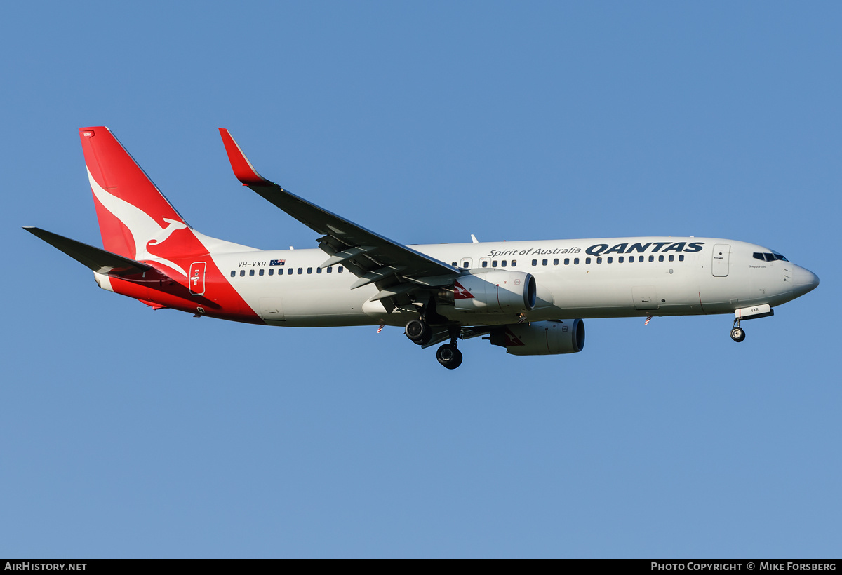 Aircraft Photo of VH-VXR | Boeing 737-838 | Qantas | AirHistory.net #840246