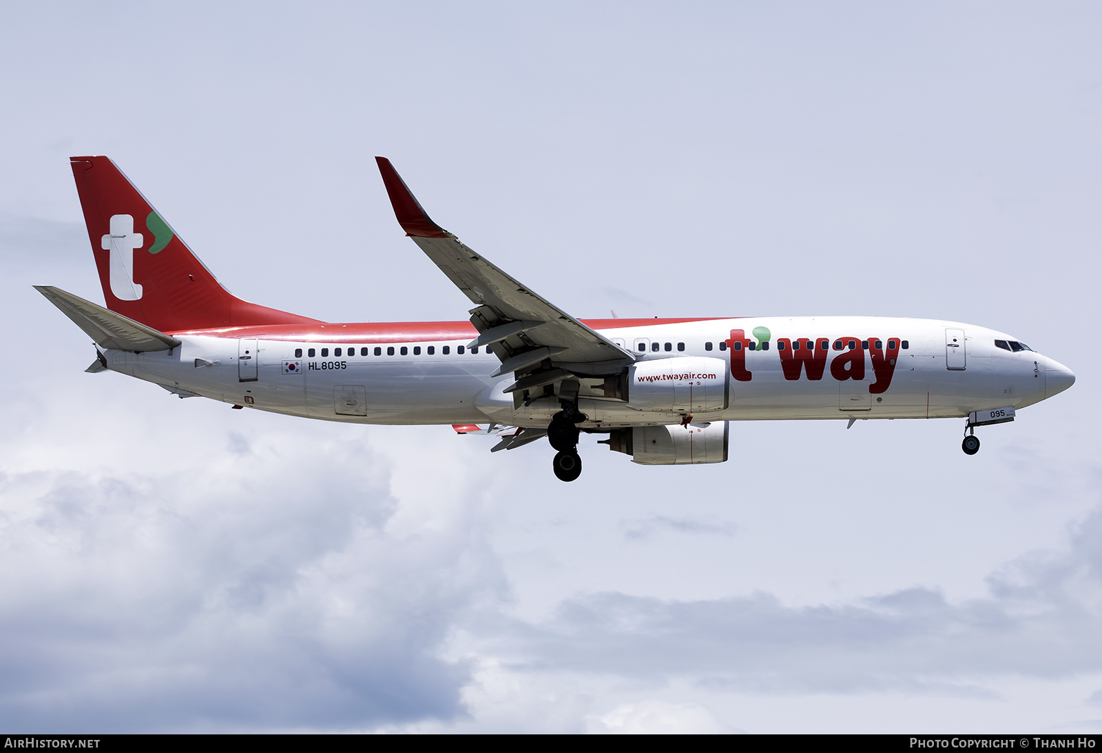 Aircraft Photo of HL8095 | Boeing 737-8Q8 | T'way Air | AirHistory.net #840340