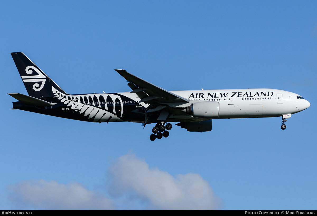 Aircraft Photo of ZK-OKA | Boeing 777-219/ER | Air New Zealand | AirHistory.net #840384