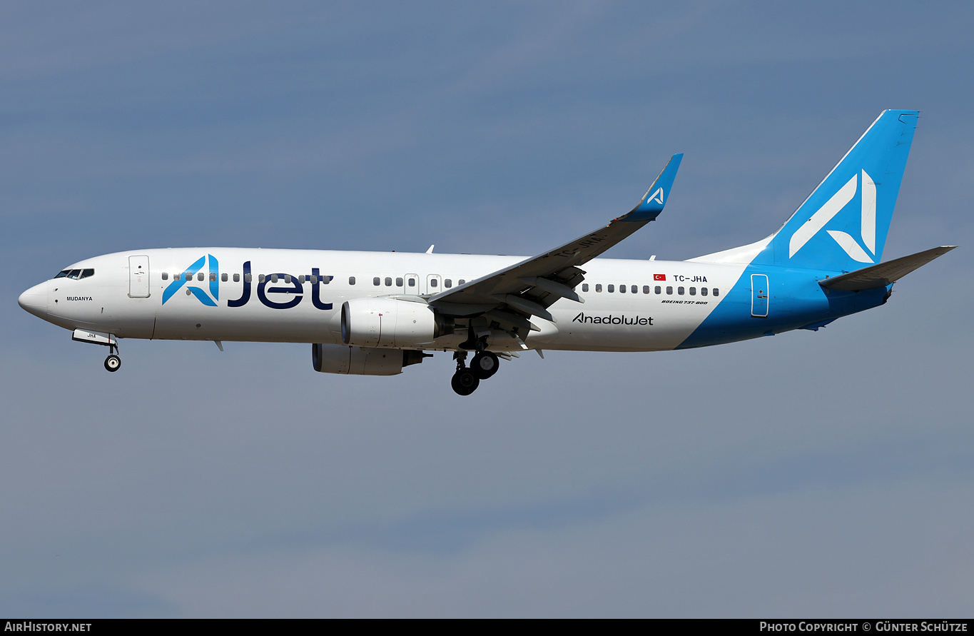 Aircraft Photo of TC-JHA | Boeing 737-8F2 | AJet - AnadoluJet | AirHistory.net #840446
