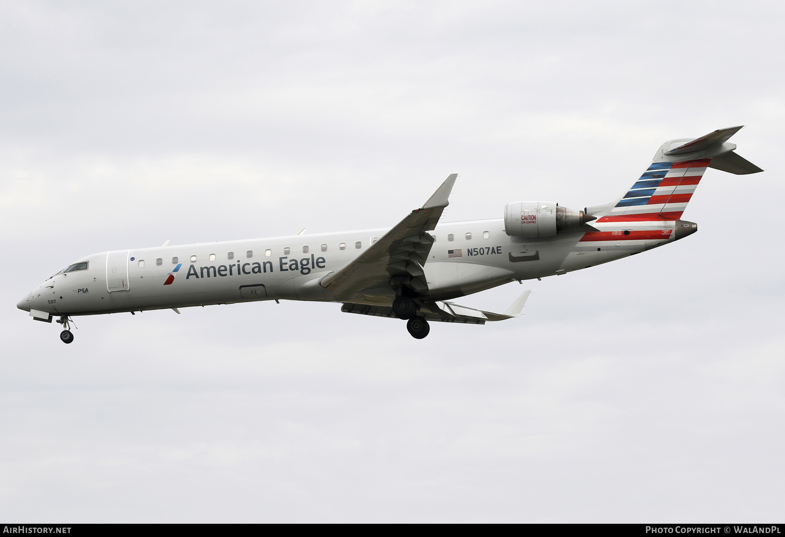 Aircraft Photo of N507AE | Bombardier CRJ-701ER (CL-600-2C10) | American Eagle | AirHistory.net #840507