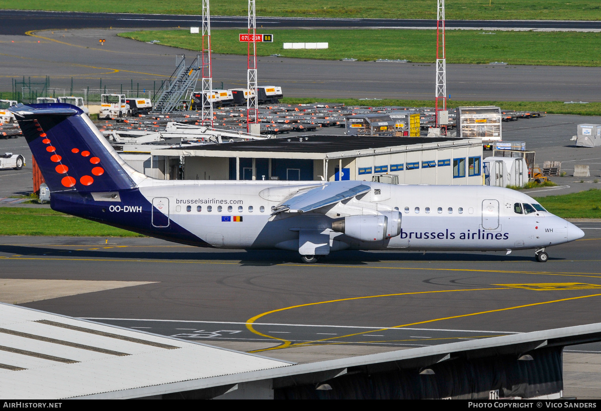 Aircraft Photo of OO-DWH | British Aerospace Avro 146-RJ100 | Brussels Airlines | AirHistory.net #840570