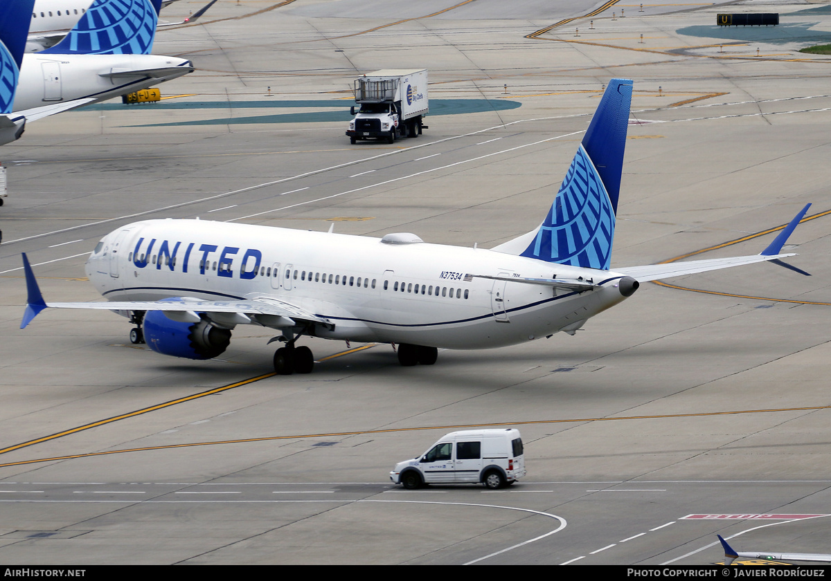 Aircraft Photo of N37534 | Boeing 737-9 Max 9 | United Airlines | AirHistory.net #840639