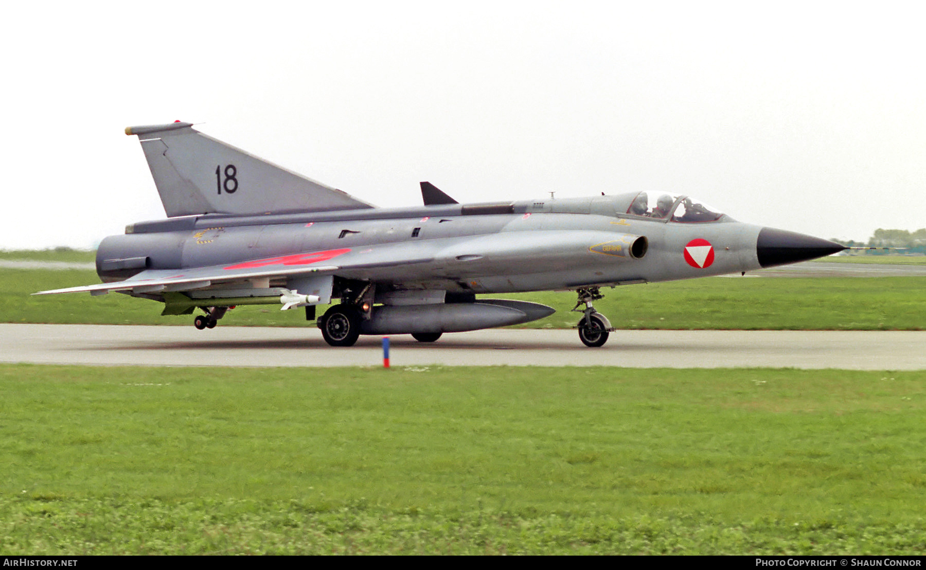 Aircraft Photo of 18 | Saab J35Oe Draken | Austria - Air Force | AirHistory.net #840649