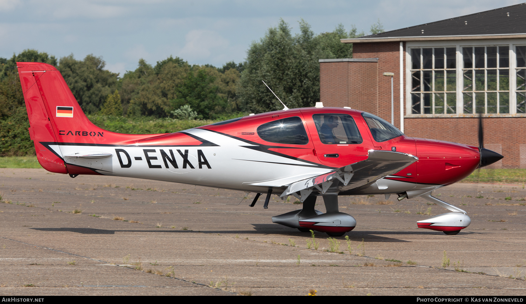 Aircraft Photo of D-ENXA | Cirrus SR-20 G6-GTS Carbon | AirHistory.net #840703
