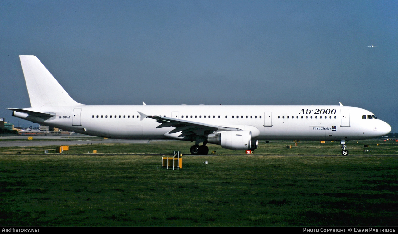 Aircraft Photo of G-OOAE | Airbus A321-211 | Air 2000 | AirHistory.net #840788