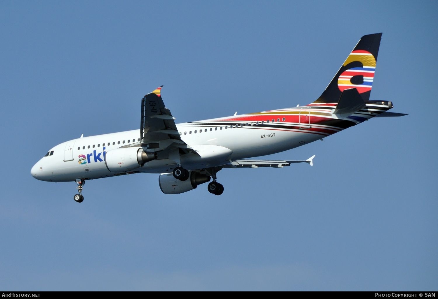 Aircraft Photo of 4X-AGY | Airbus A320-214 | Arkia Israeli Airlines | AirHistory.net #840890