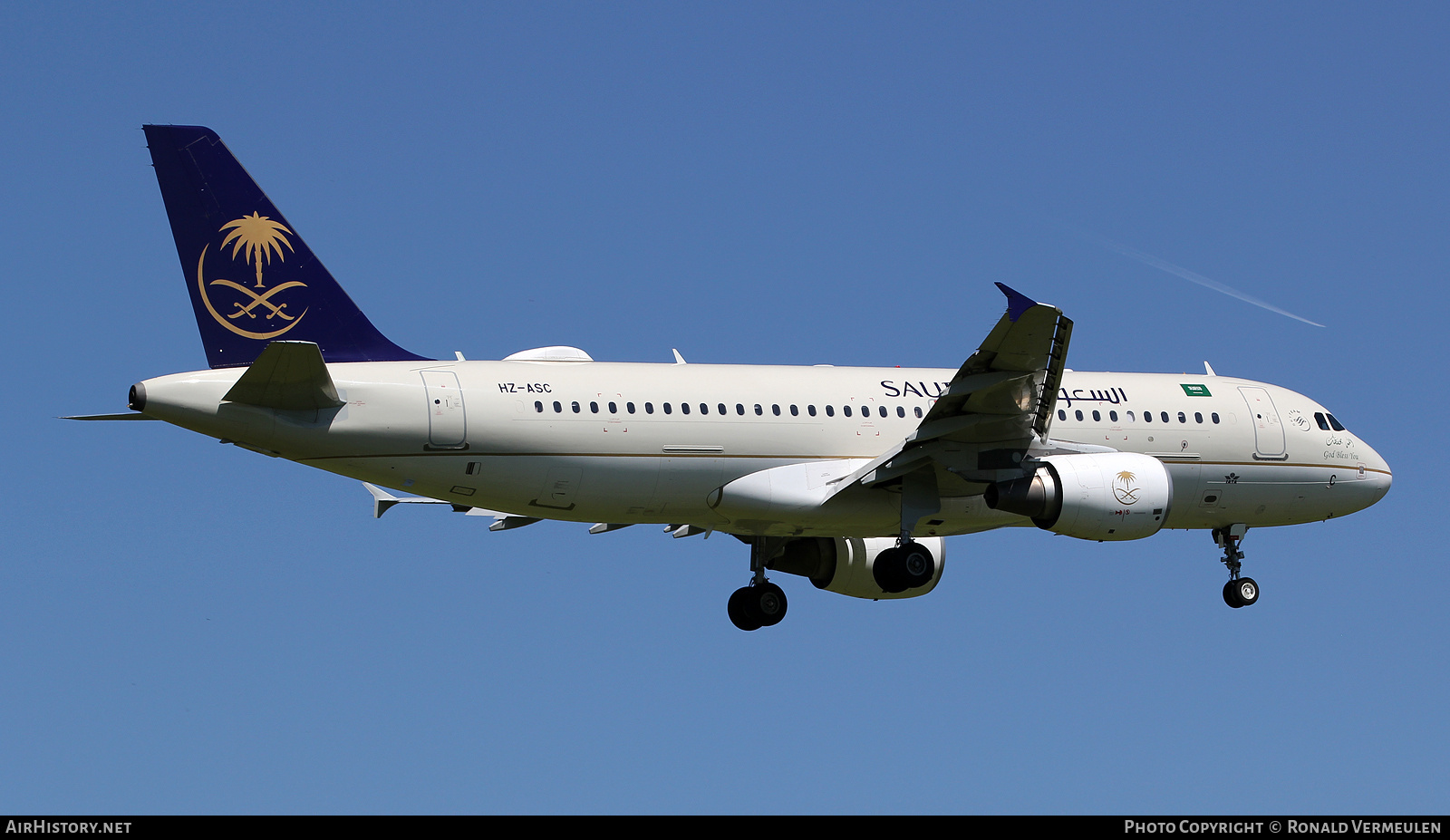 Aircraft Photo of HZ-ASC | Airbus A320-214 | Saudia - Saudi Arabian Airlines | AirHistory.net #840904