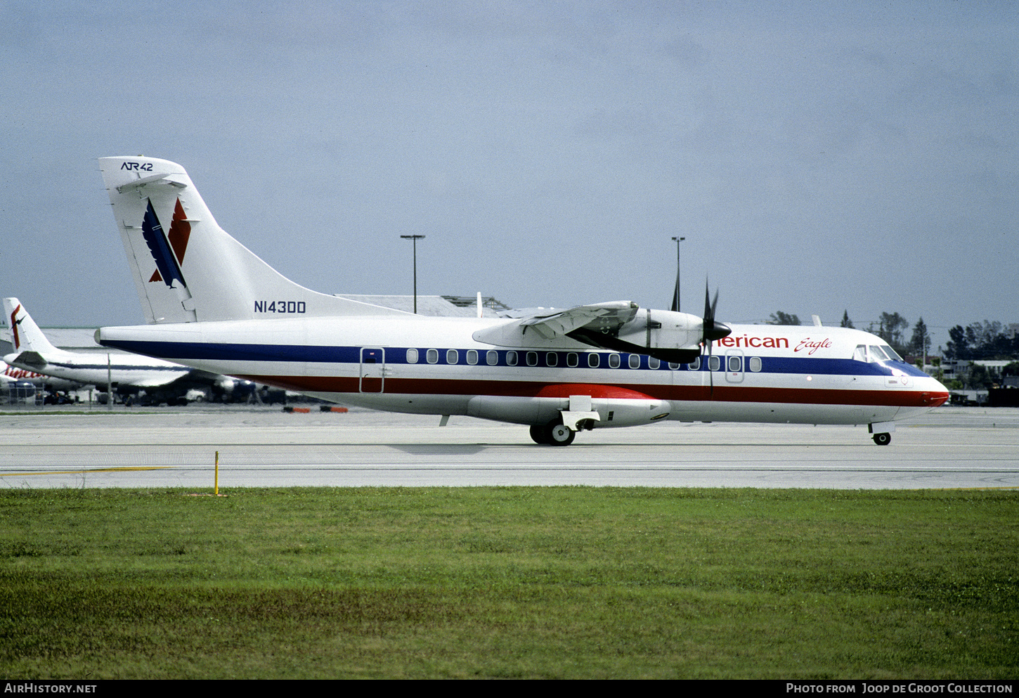 Aircraft Photo of N143DD | ATR ATR-42-300 | American Eagle | AirHistory.net #840946