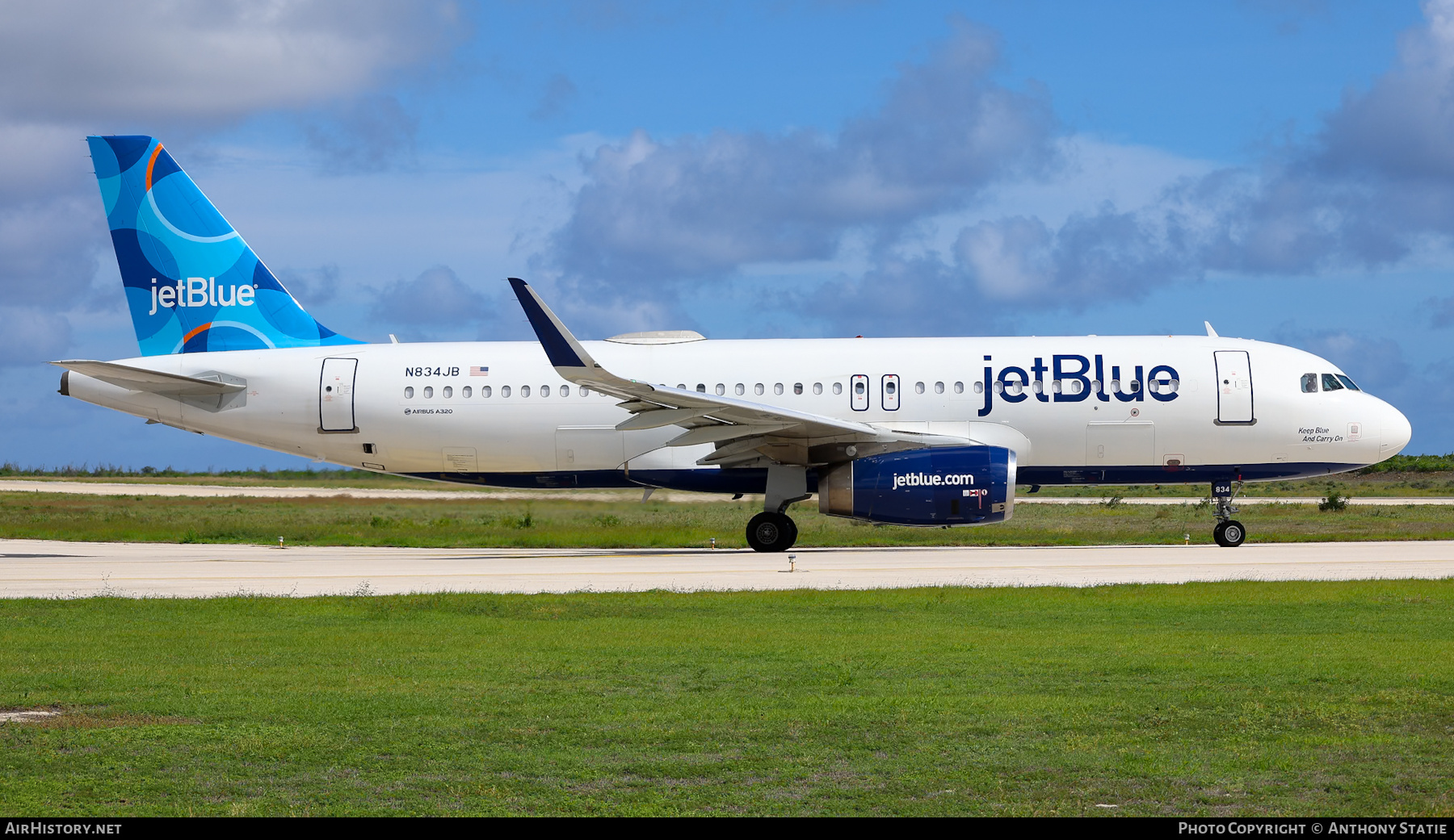 Aircraft Photo of N834JB | Airbus A320-232 | JetBlue Airways | AirHistory.net #841088