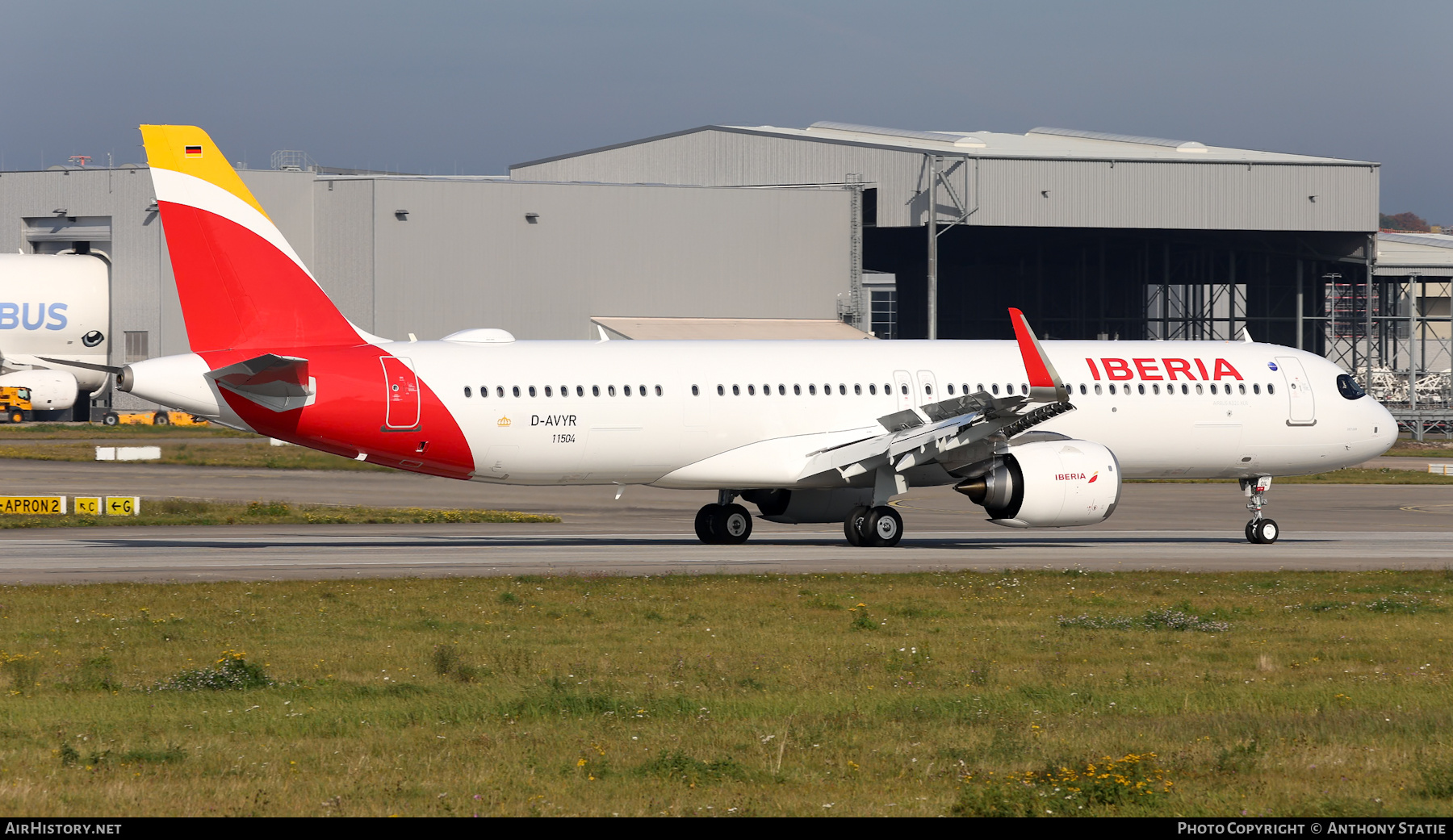 Aircraft Photo of D-AVYR / EC-OIL | Airbus A321-253NY | Iberia | AirHistory.net #841090