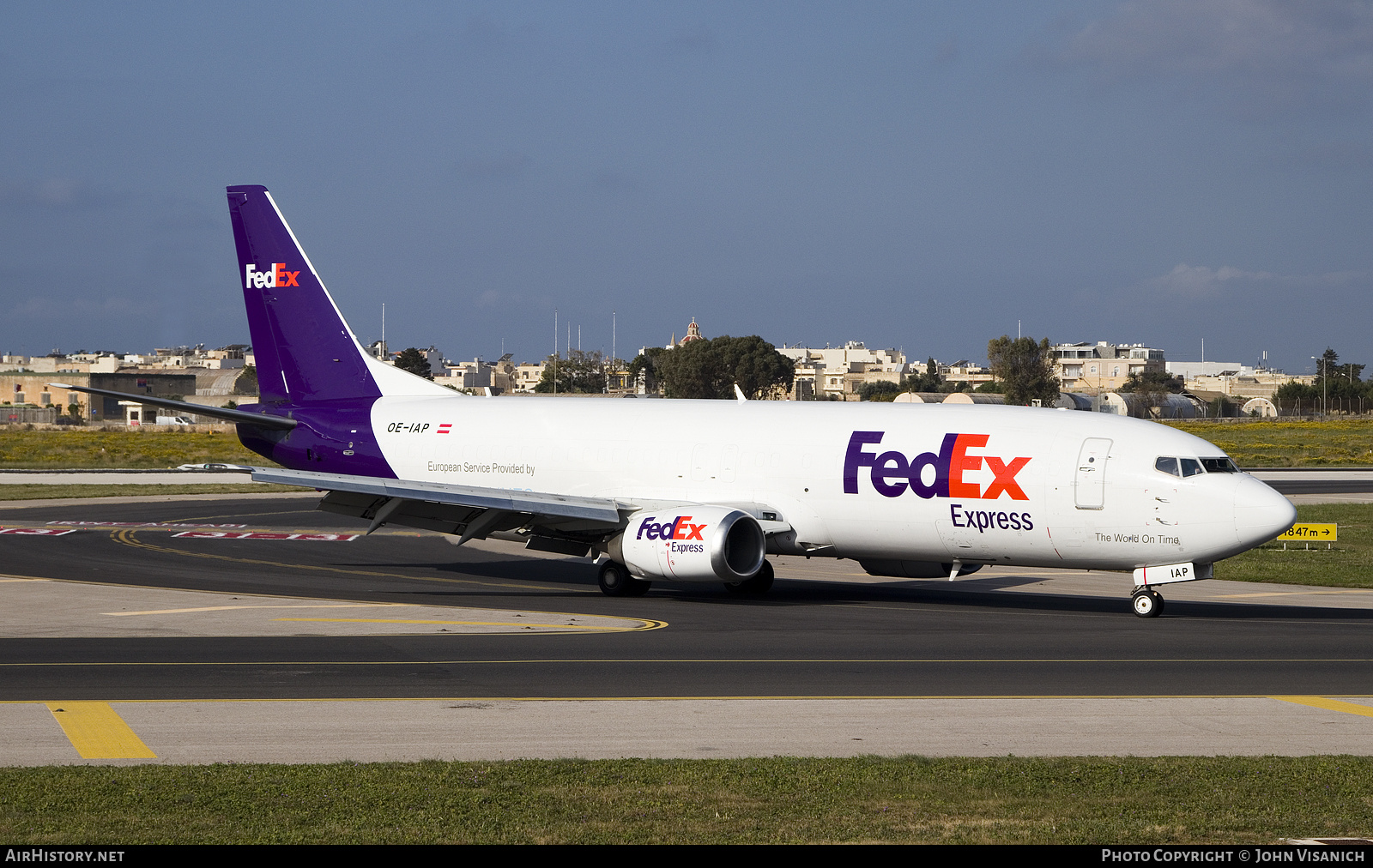 Aircraft Photo of OE-IAP | Boeing 737-4M0(BDSF) | FedEx Express - Federal Express | AirHistory.net #841120
