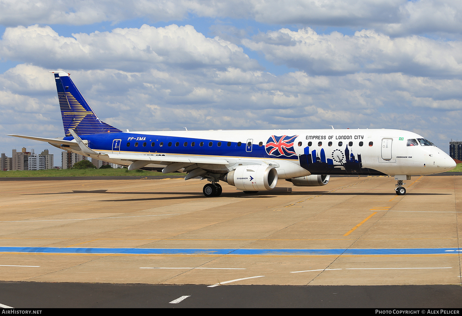 Aircraft Photo of PP-XMA | Embraer 190STD (ERJ-190-100STD) | Embraer | AirHistory.net #841222