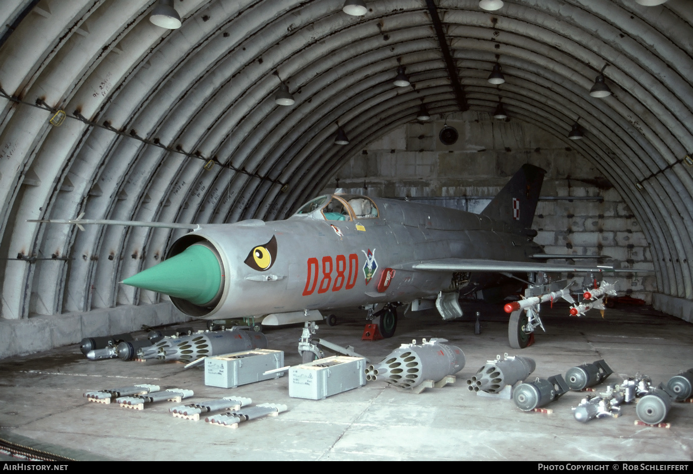 Aircraft Photo of 0880 | Mikoyan-Gurevich MiG-21bis | Poland - Navy | AirHistory.net #841329
