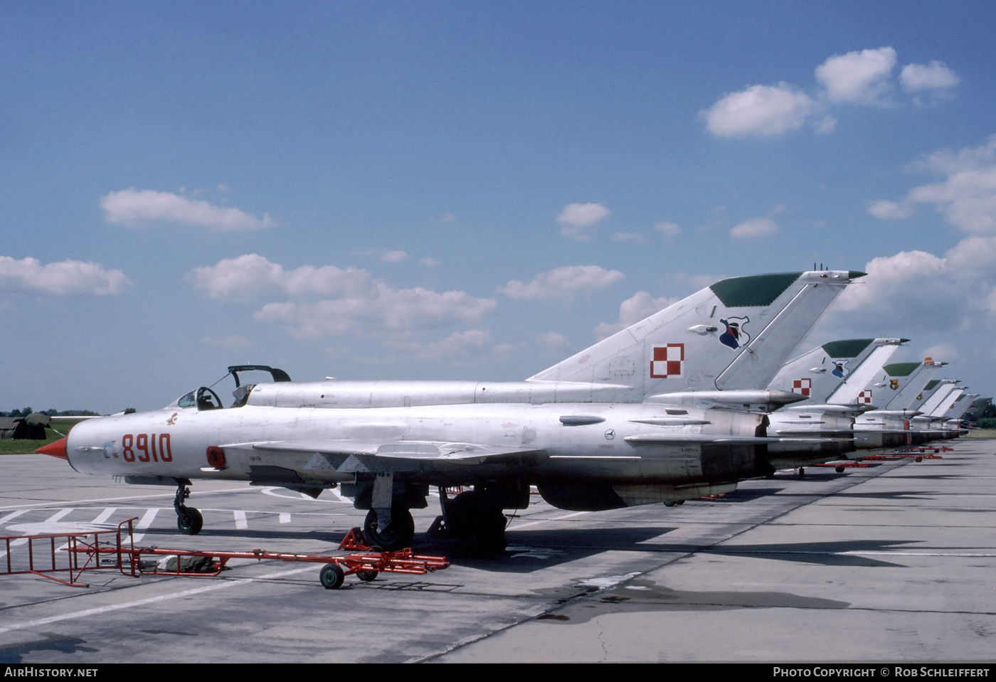 Aircraft Photo of 8910 | Mikoyan-Gurevich MiG-21MF | Poland - Navy | AirHistory.net #841343