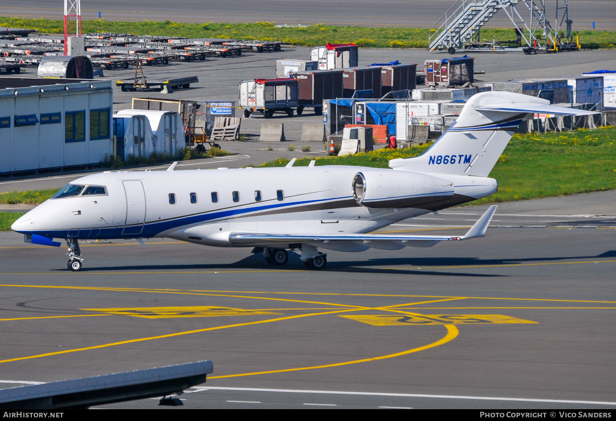Aircraft Photo of N866TM | Bombardier Challenger 300 (BD-100-1A10) | AirHistory.net #841361