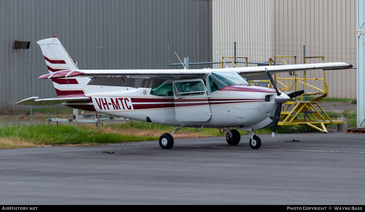 Aircraft Photo of VH-MTC | Cessna 210N Centurion | AirHistory.net #841403