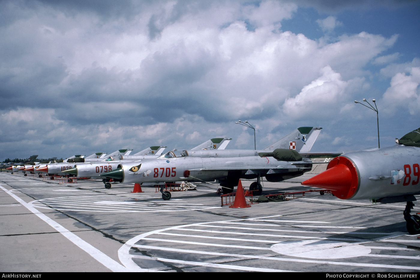 Aircraft Photo of 8705 | Mikoyan-Gurevich MiG-21bis | Poland - Navy | AirHistory.net #841415