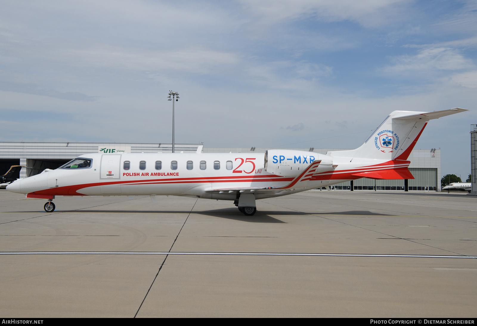 Aircraft Photo of SP-MXR | Learjet 75 | Polish Medical Air Rescue - Lotnicze Pogotowie Ratunkowe - LPR | AirHistory.net #841464