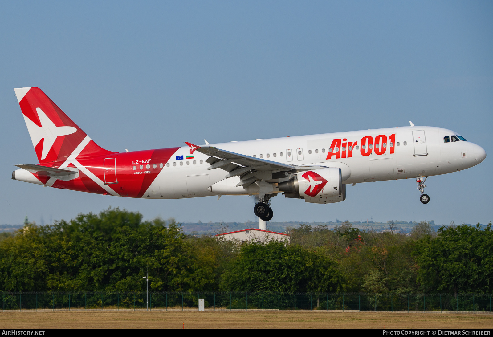 Aircraft Photo of LZ-EAF | Airbus A320-214 | Air 001 | AirHistory.net #841471