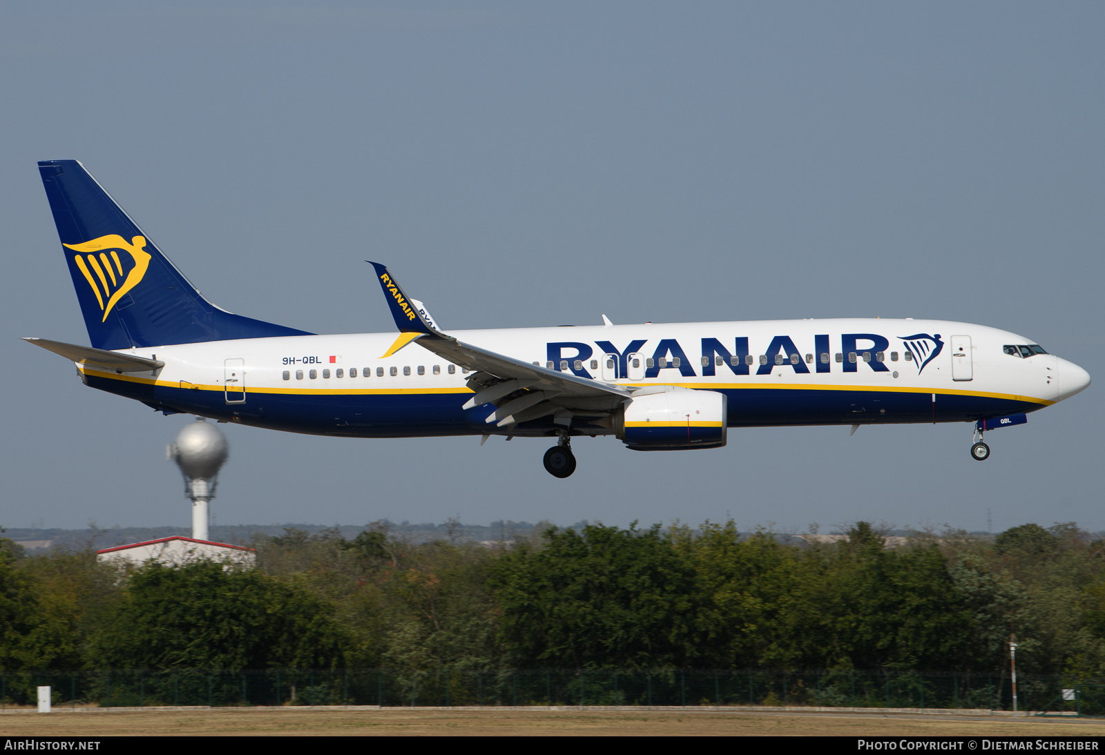 Aircraft Photo of 9H-QBL | Boeing 737-8AS | Ryanair | AirHistory.net #841532