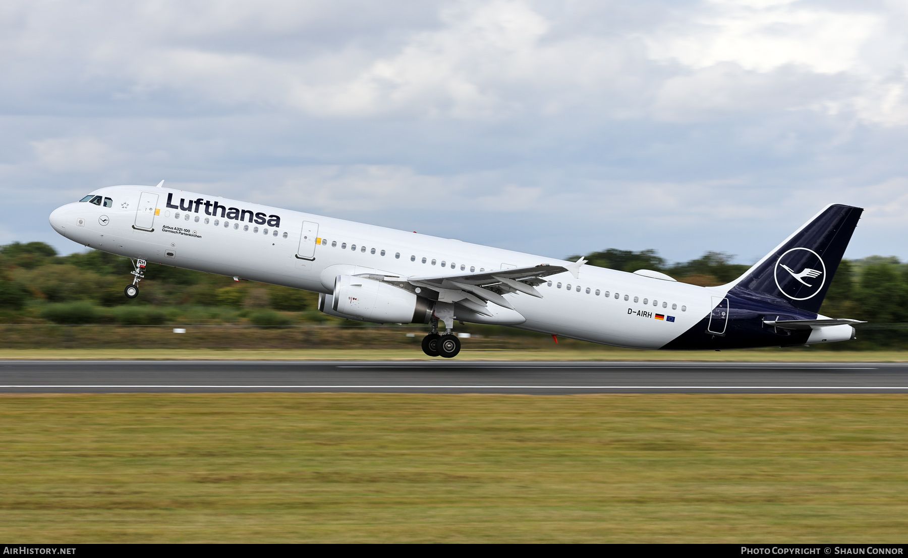 Aircraft Photo of D-AIRH | Airbus A321-131 | Lufthansa | AirHistory.net #841609