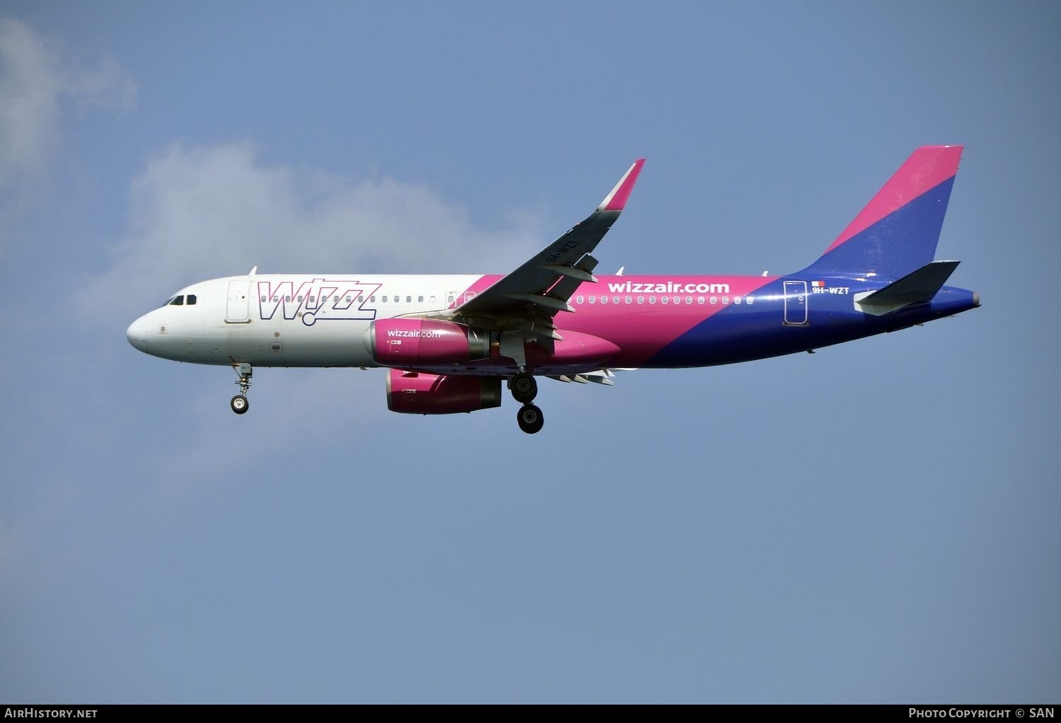 Aircraft Photo of 9H-WZT | Airbus A320-232 | Wizz Air | AirHistory.net #841627