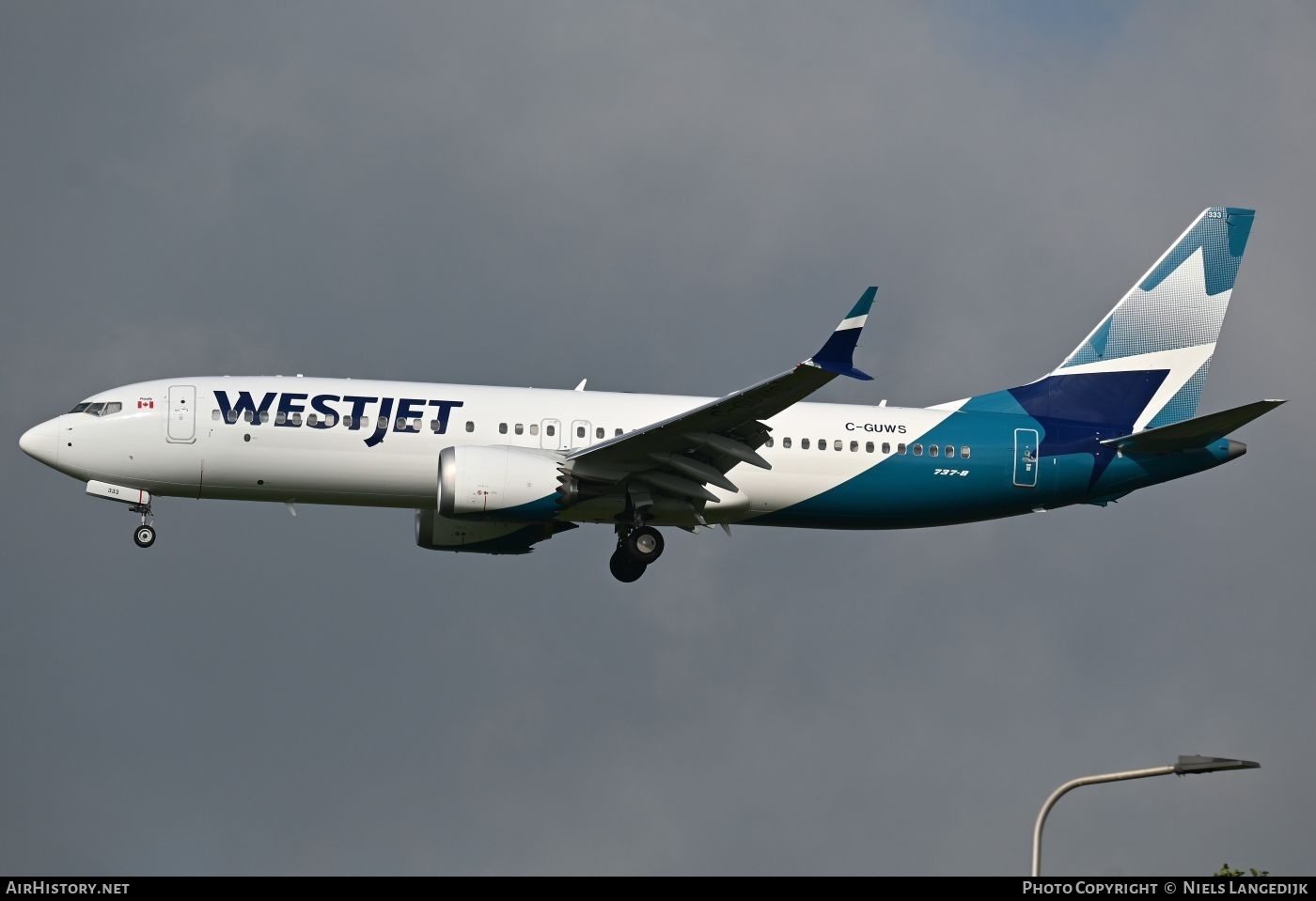 Aircraft Photo of C-GUWS | Boeing 737-8 Max 8 | WestJet | AirHistory.net #841687