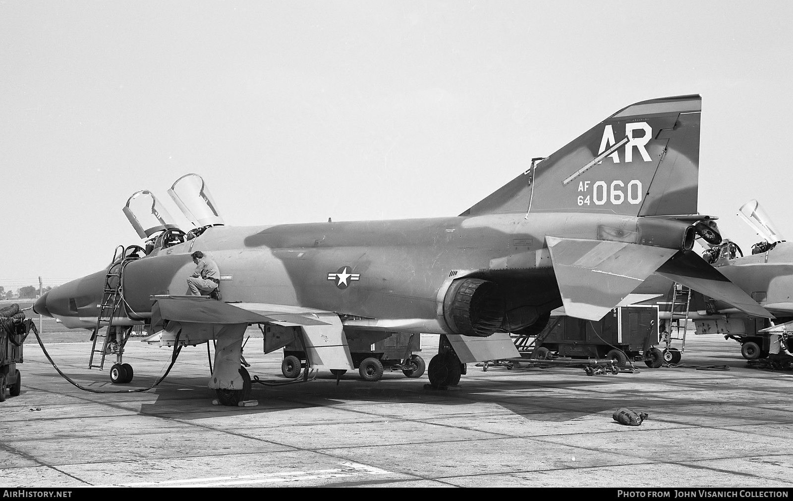 Aircraft Photo of 64-1064 | McDonnell Douglas RF-4C Phantom II | USA - Air Force | AirHistory.net #841735