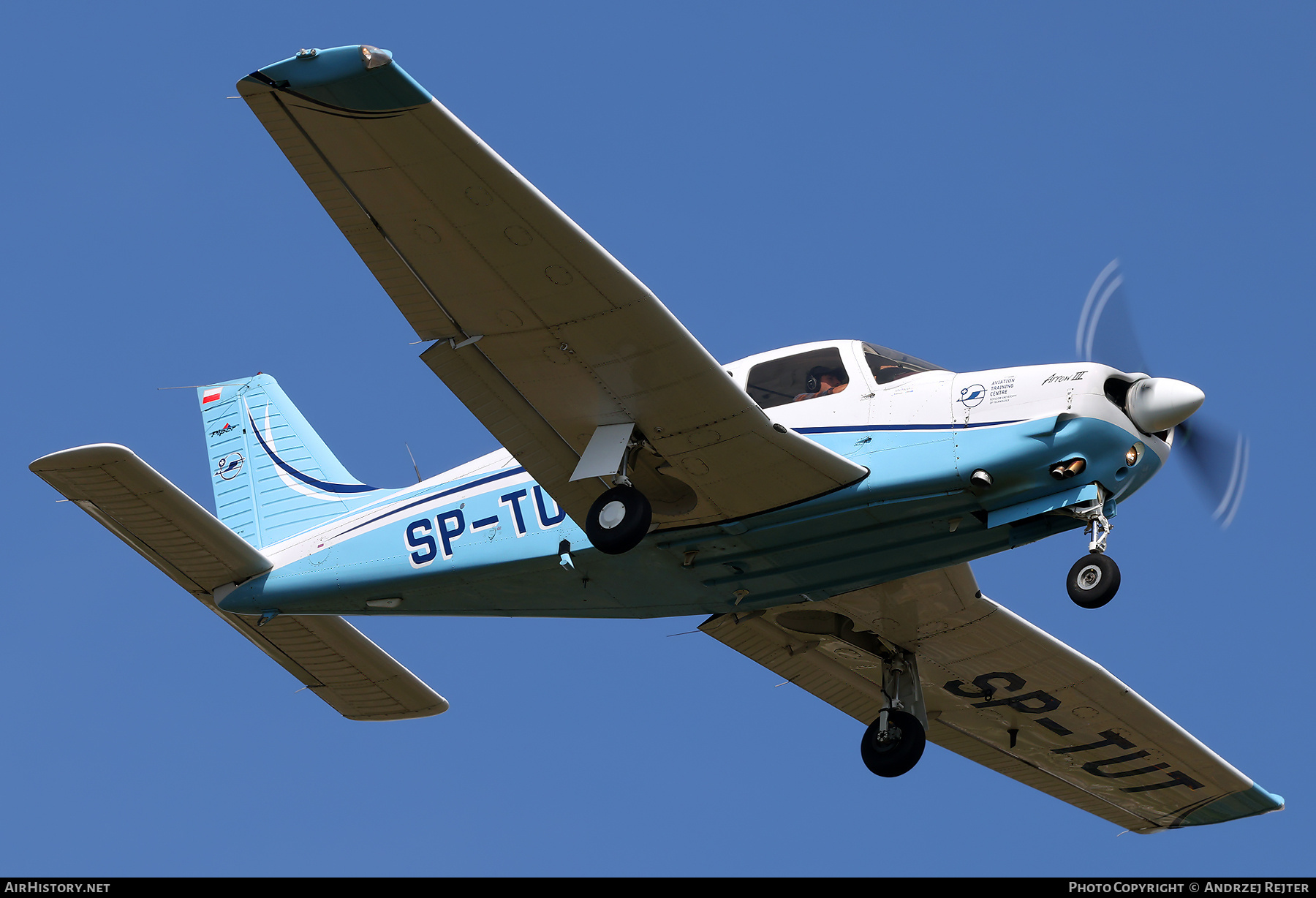 Aircraft Photo of SP-TUT | Piper PA-28R-201 Arrow III | Ośrodek Kształcenia Lotniczego - Politechniki Rzeszowskiej | AirHistory.net #841760