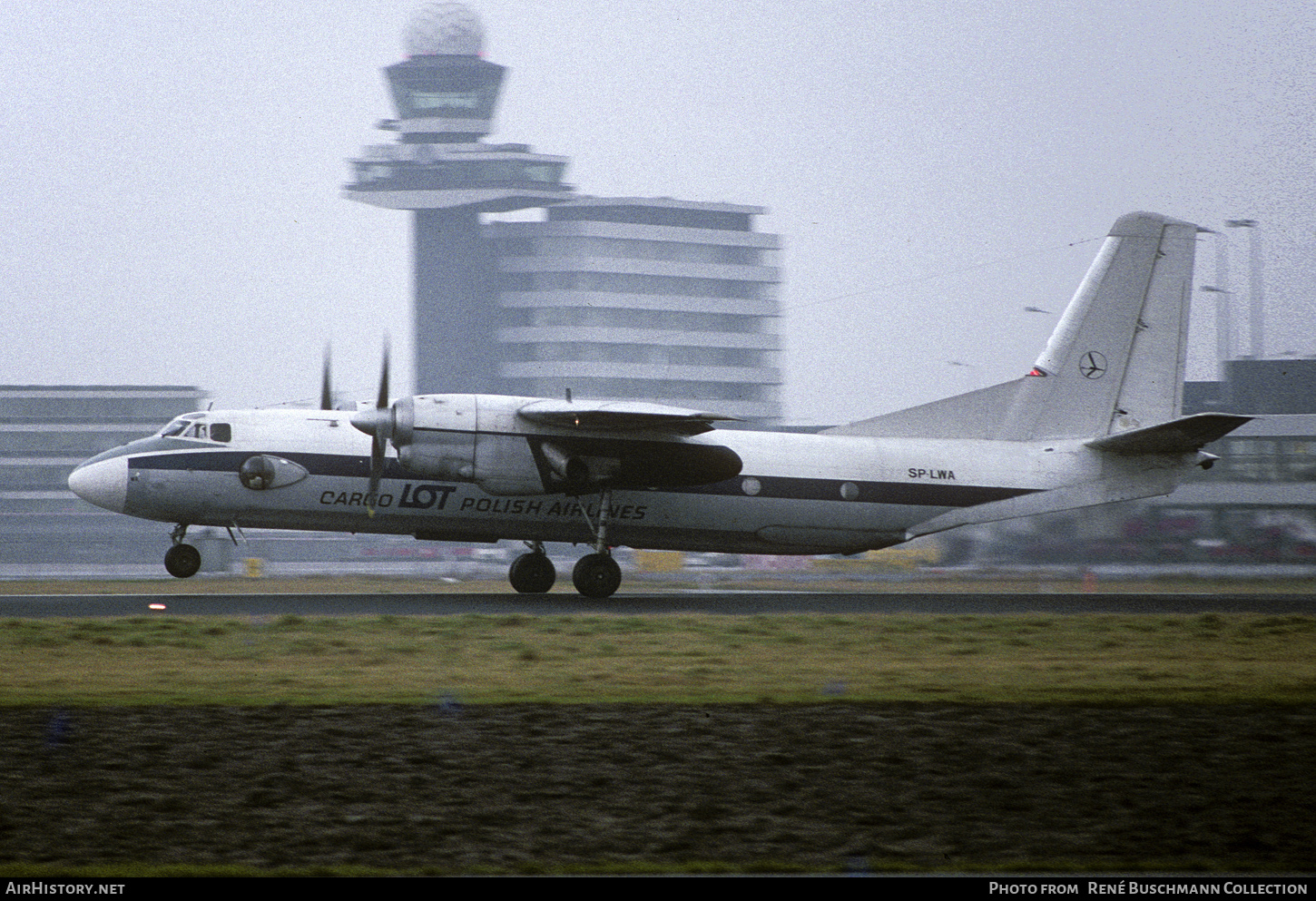 Aircraft Photo of SP-LWA | Antonov An-26 | LOT Polish Airlines - Polskie Linie Lotnicze Cargo | AirHistory.net #841810