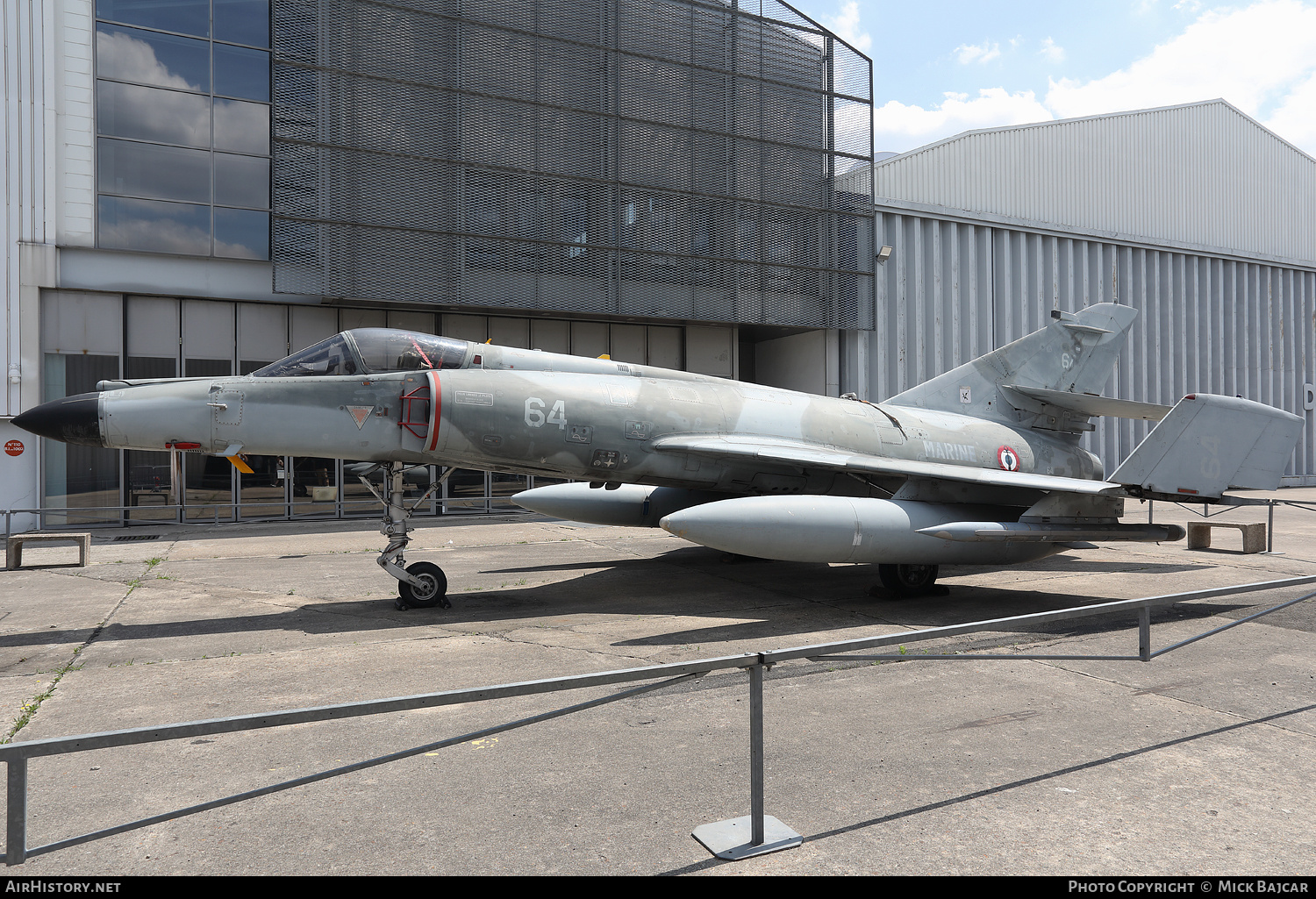 Aircraft Photo of 64 | Dassault Super Etendard Modernisé | France - Navy | AirHistory.net #841852