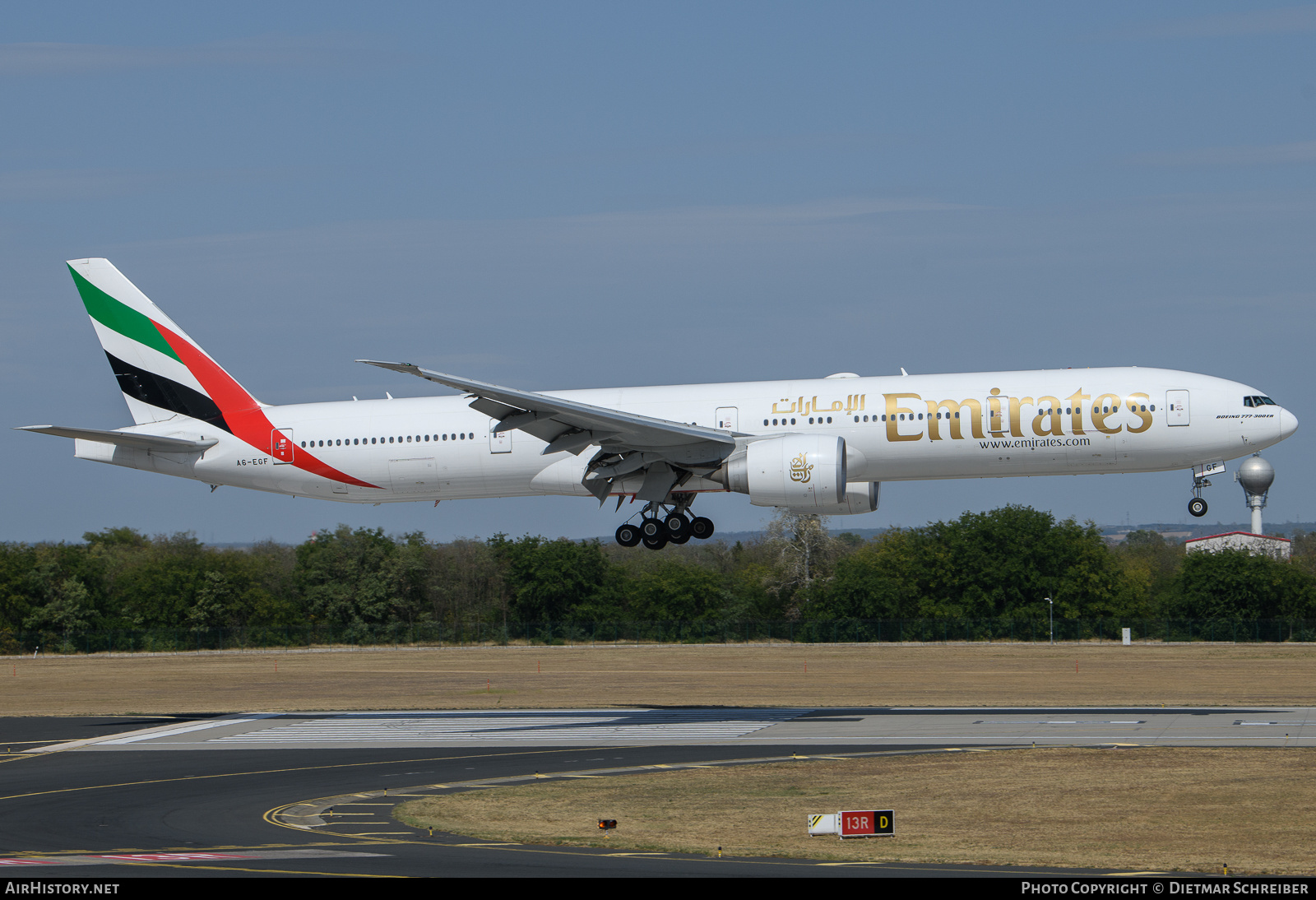 Aircraft Photo of A6-EGF | Boeing 777-31H/ER | Emirates | AirHistory.net #841950