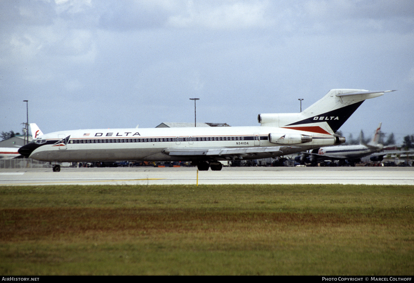 Aircraft Photo of N541DA | Boeing 727-232/Adv | Delta Air Lines | AirHistory.net #841972