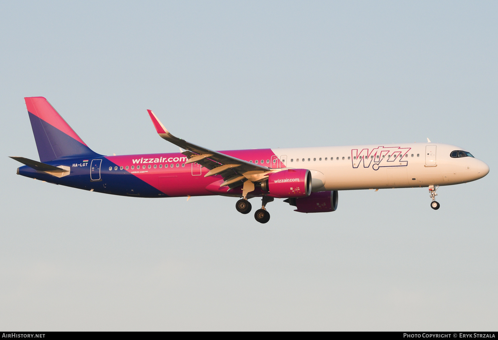 Aircraft Photo of HA-LGT | Airbus A321-271NX | Wizz Air | AirHistory.net #842008